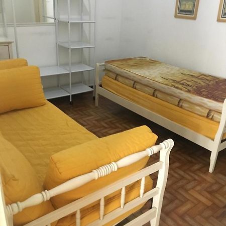 Апартаменты Apto Na Enseada- 3 Quadras Da Praia Da Enseada Гуаружа Экстерьер фото
