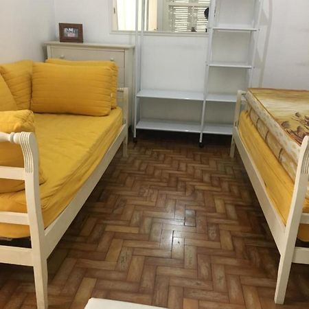 Апартаменты Apto Na Enseada- 3 Quadras Da Praia Da Enseada Гуаружа Экстерьер фото