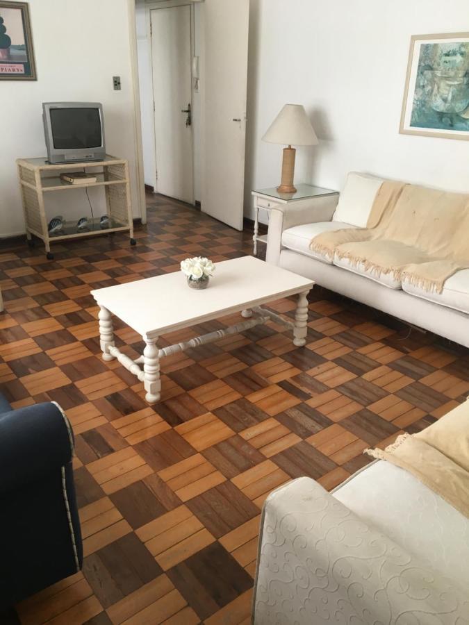 Апартаменты Apto Na Enseada- 3 Quadras Da Praia Da Enseada Гуаружа Экстерьер фото